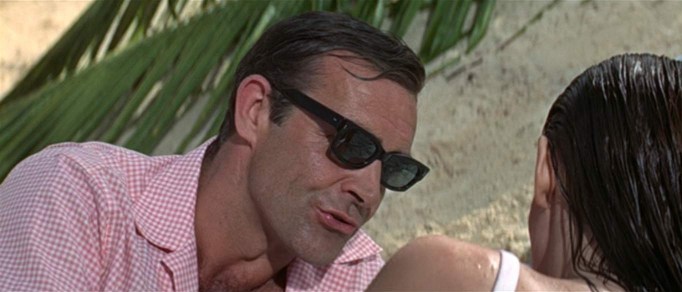 james bond le style de l'espion anglais tb-beach-sunglasses1