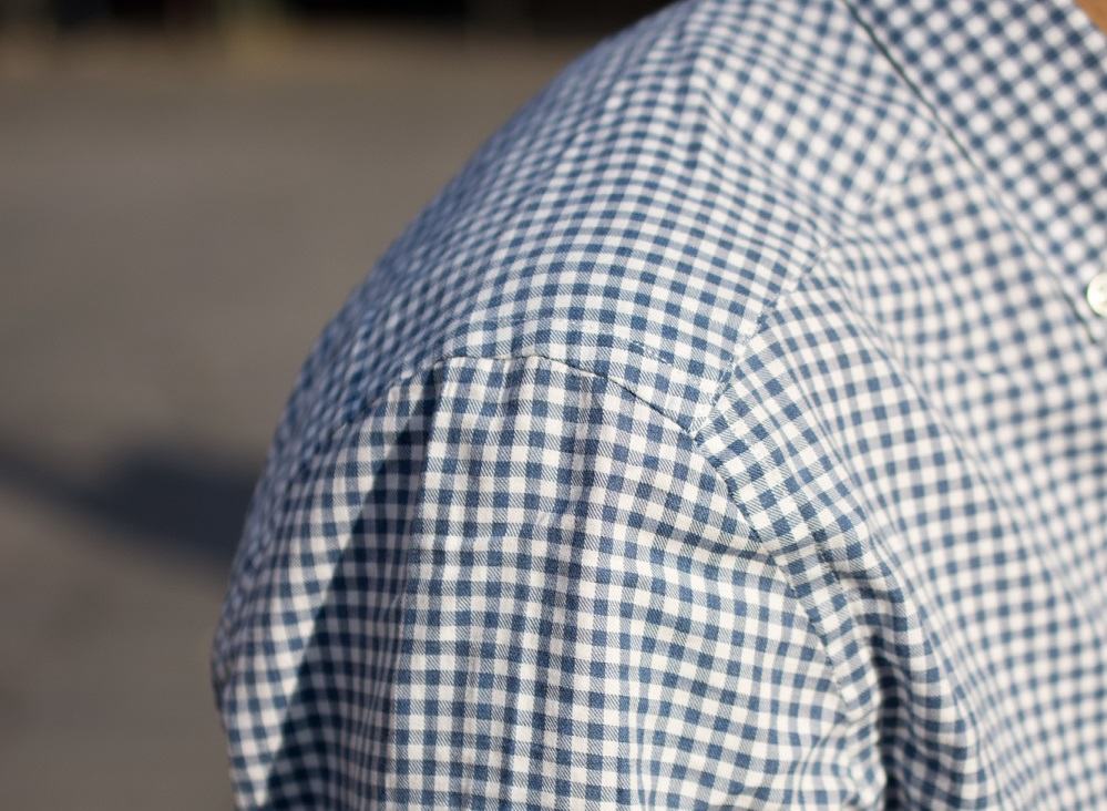 office artiste gamme casual chemise en flanelle carreaux-homme-epaule