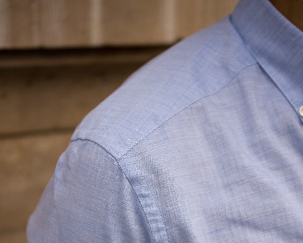 office artiste gamme casual chemise en flanelle-chevrons-homme-epaule