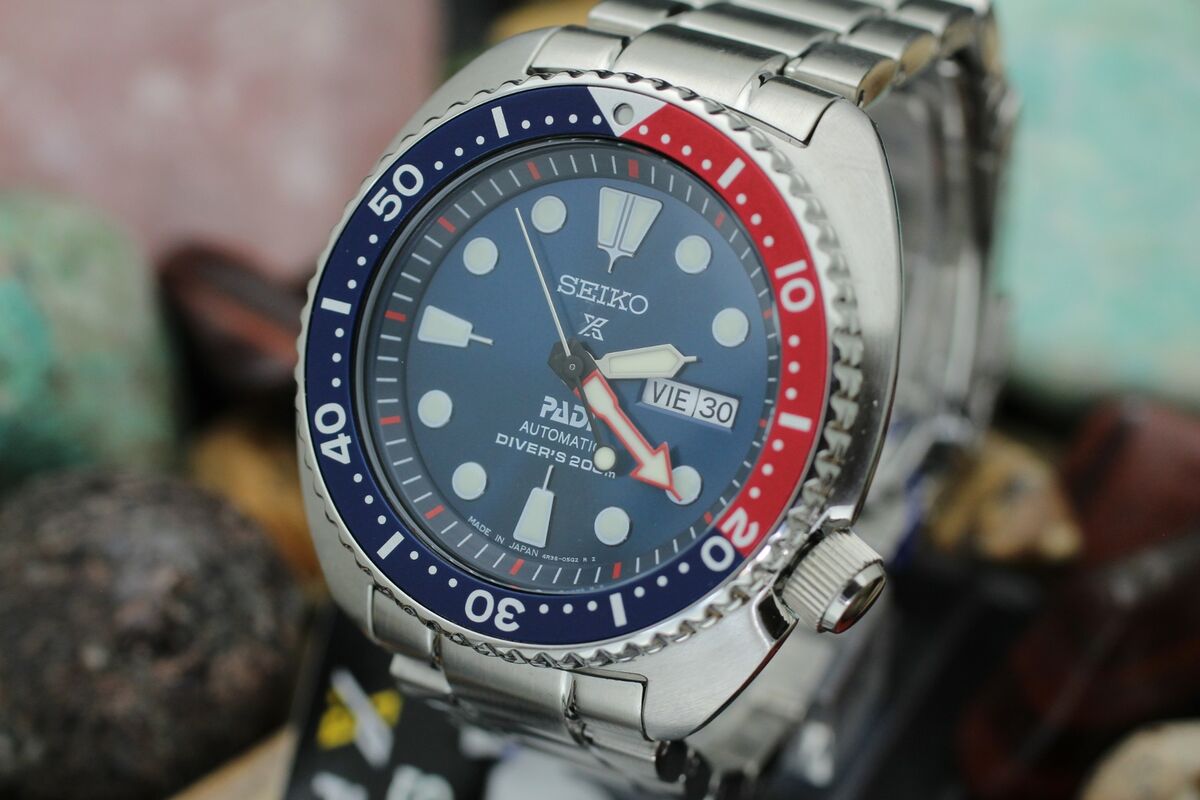 Montre de plongée automatique SEIKO PADI Prospex Turtle SRPE99 lunette Pepsi