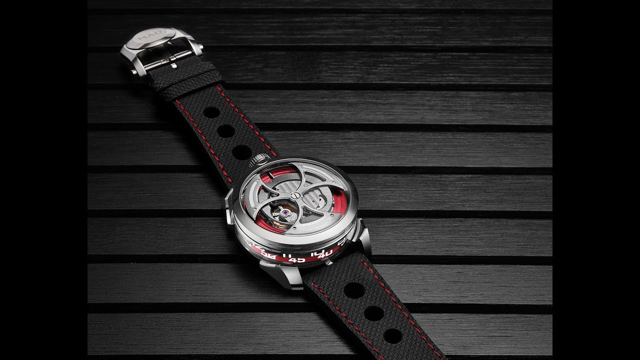 MB&F M.A.D.1 Red three-quarter view