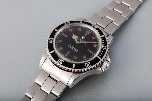 La Rolex de James Bond dans Vivre et Laisser Mourir avec gadget